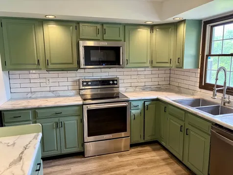 8819 Oak Drive Clinton IL 61727
