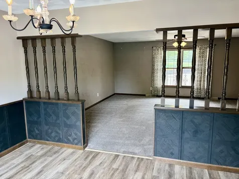 8819 Oak Drive Clinton IL 61727