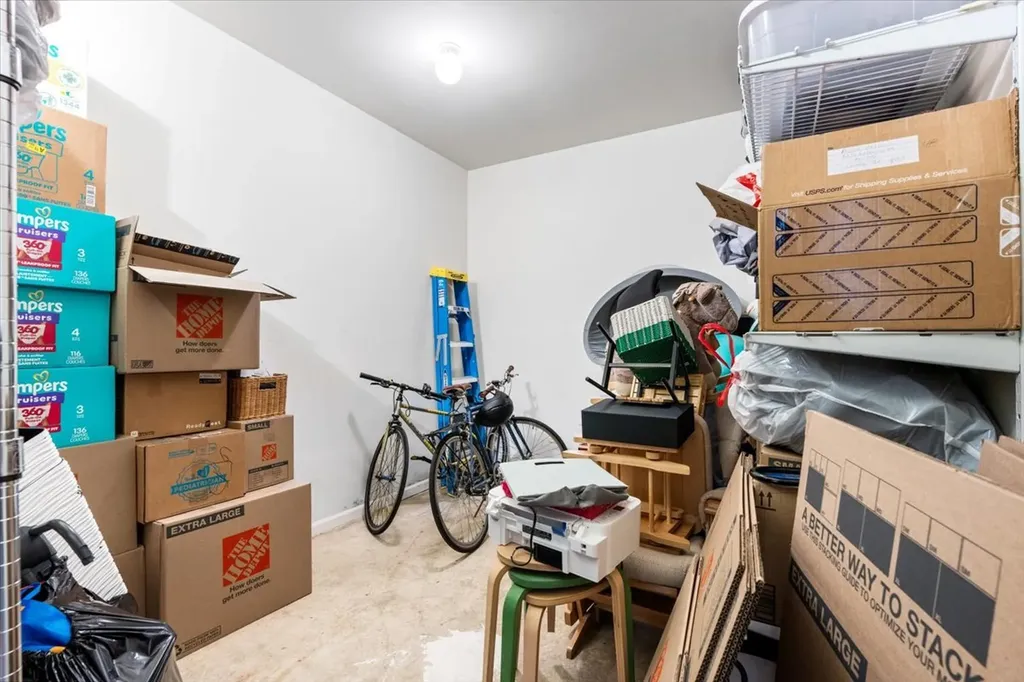 4232 North Harding Avenue Chicago IL 60618