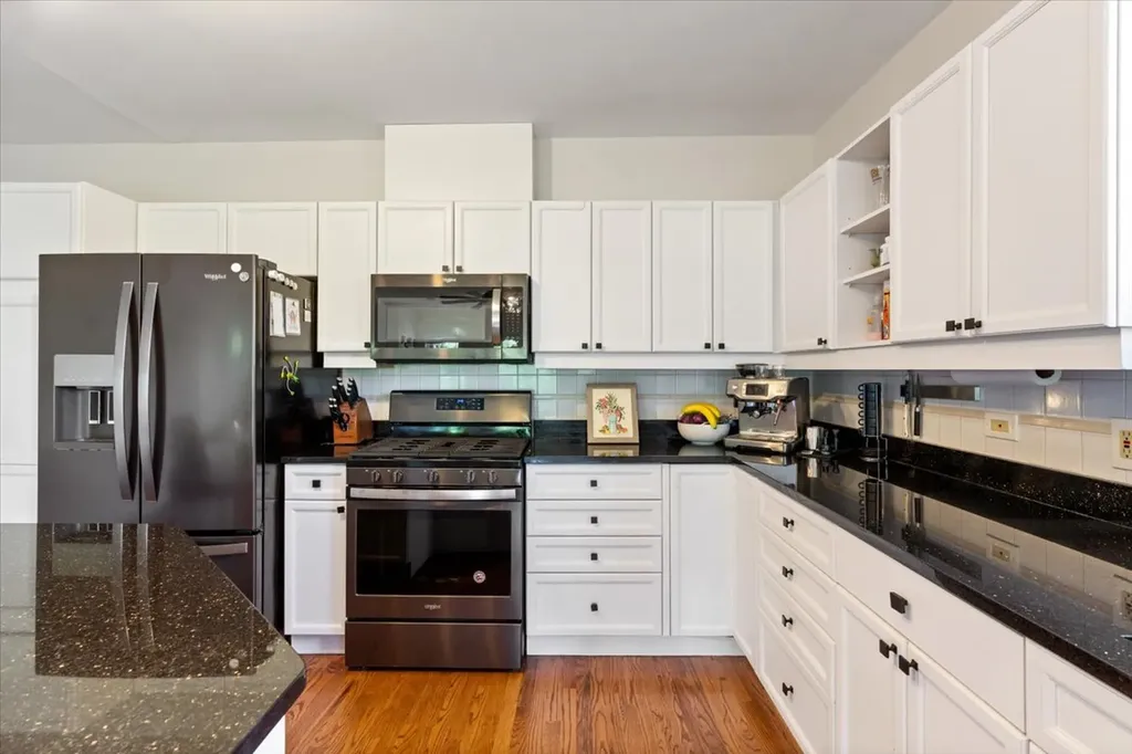 4232 North Harding Avenue Chicago IL 60618