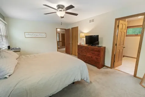 201 Conestoga Trail Cary IL 60013