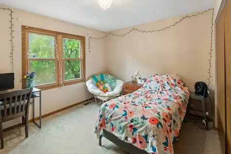 201 Conestoga Trail Cary IL 60013
