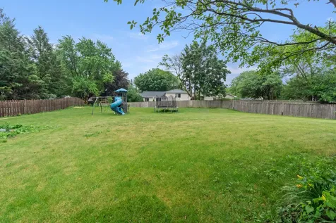 201 Conestoga Trail Cary IL 60013