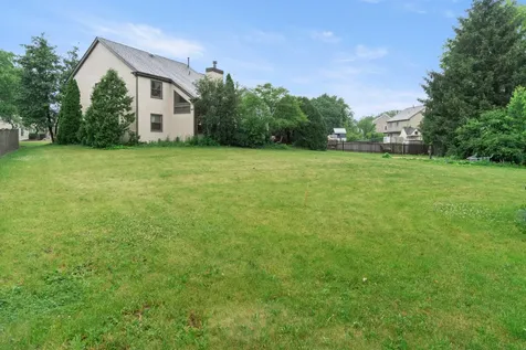 201 Conestoga Trail Cary IL 60013