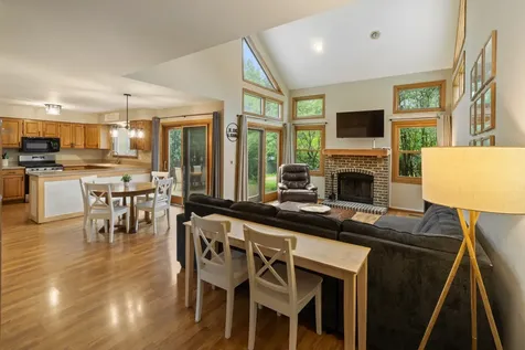 201 Conestoga Trail Cary IL 60013