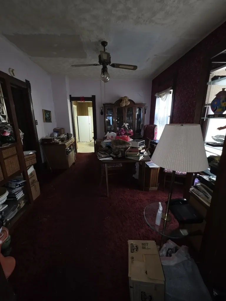5948 West Walton Street Chicago IL 60651