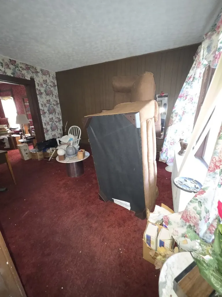 5948 West Walton Street Chicago IL 60651