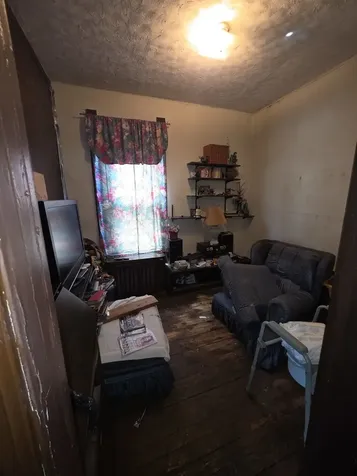 5948 West Walton Street Chicago IL 60651