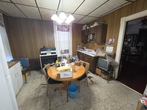 5948 West Walton Street Chicago IL 60651
