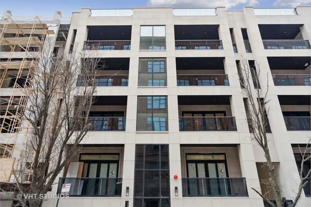 232 South Green Street Chicago IL 60607