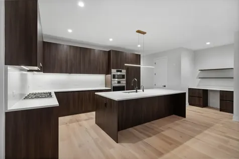 232 South Green Street Chicago IL 60607