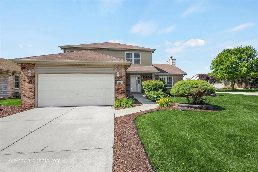4606 Newberry Avenue Oak Forest IL 60452
