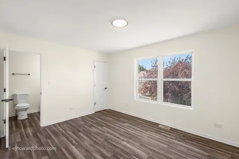 4606 Newberry Avenue Oak Forest IL 60452