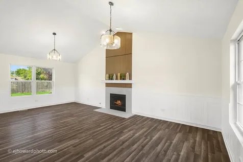 4606 Newberry Avenue Oak Forest IL 60452