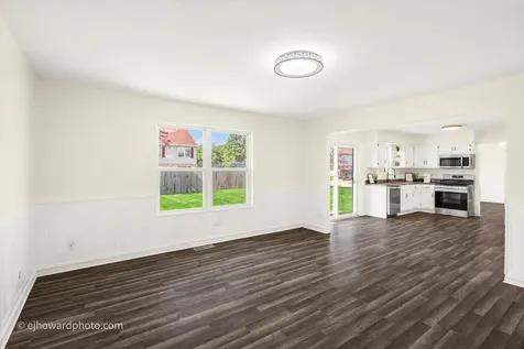 4606 Newberry Avenue Oak Forest IL 60452