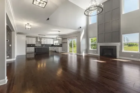 12903 Waterford Drive Lemont IL 60439