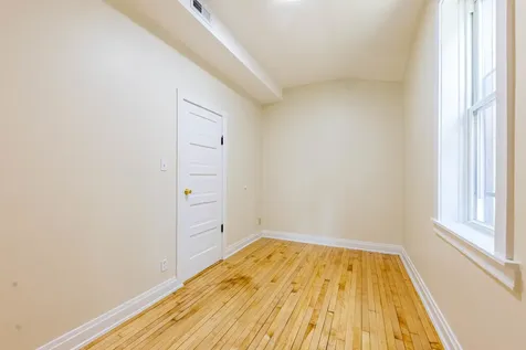 2137 North Western Avenue Chicago IL 60647
