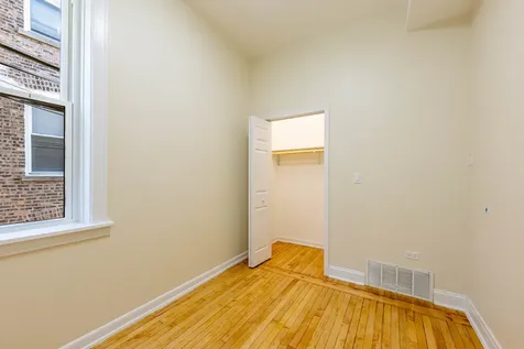 2137 North Western Avenue Chicago IL 60647