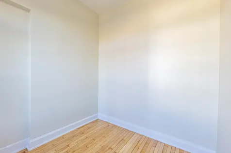 2137 North Western Avenue Chicago IL 60647