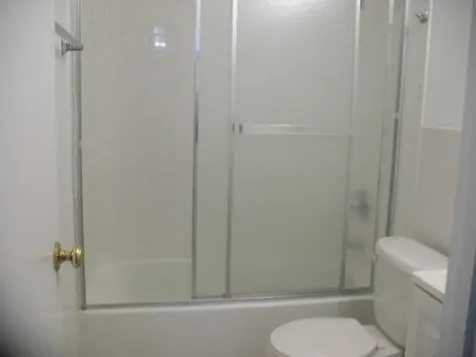 6046 West Irving Park Road Chicago IL 60634