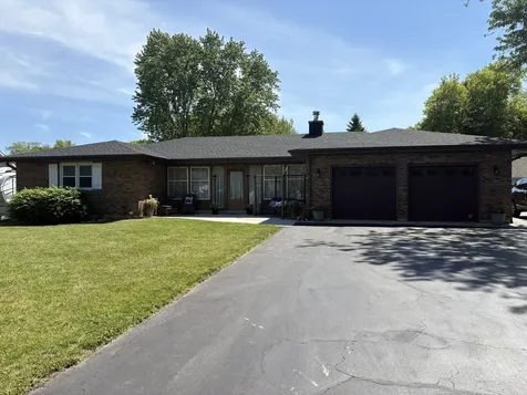 411 Thompson Avenue Winthrop Harbor IL 60096