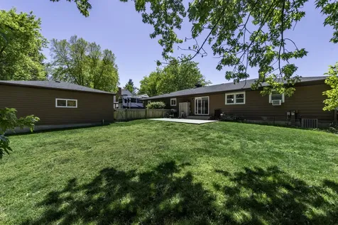 411 Thompson Avenue Winthrop Harbor IL 60096