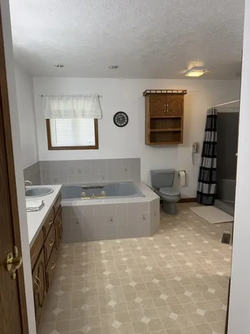 1804 Bruce Street Morris IL 60450