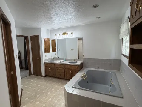 1804 Bruce Street Morris IL 60450