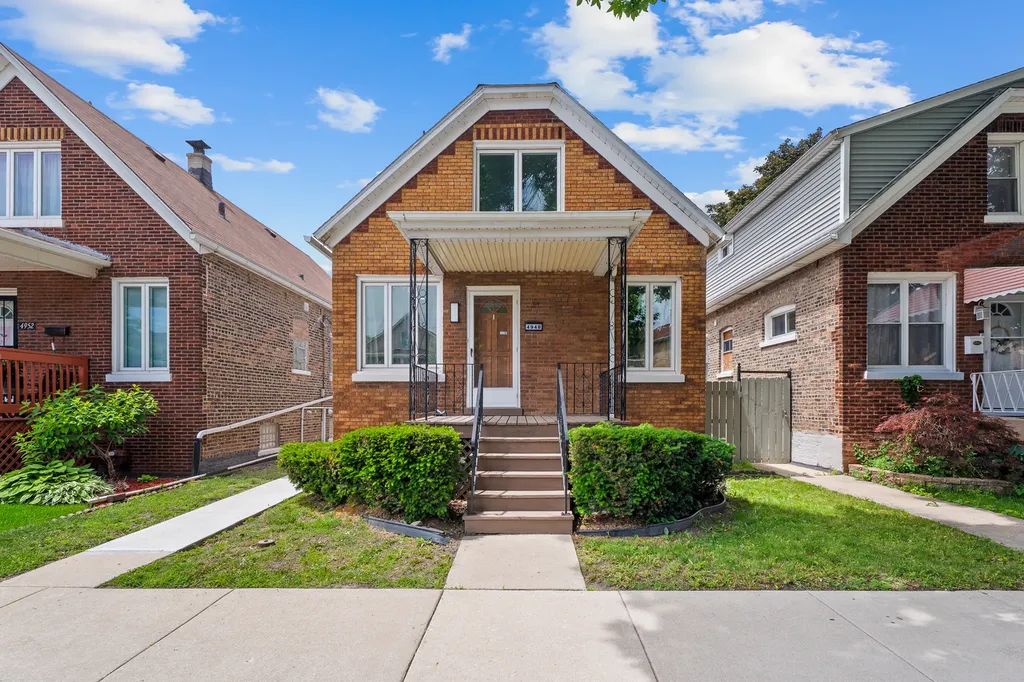 4948 South Tripp Avenue Chicago IL 60632
