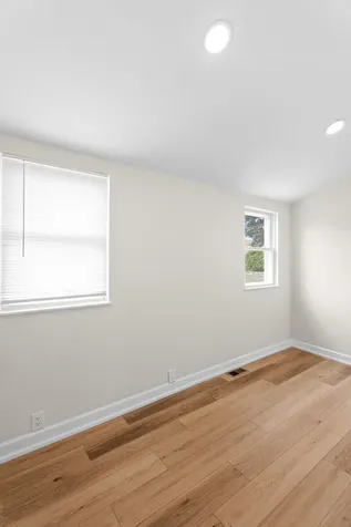 4948 South Tripp Avenue Chicago IL 60632