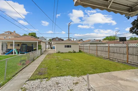 4948 South Tripp Avenue Chicago IL 60632