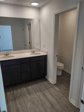 1039 Atterberg Road South Elgin IL 60177