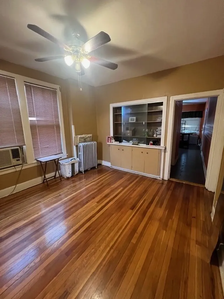 5215 West Van Buren Street Chicago IL 60644