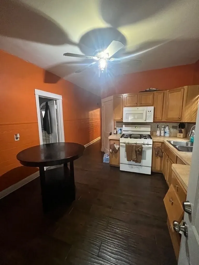 5215 West Van Buren Street Chicago IL 60644