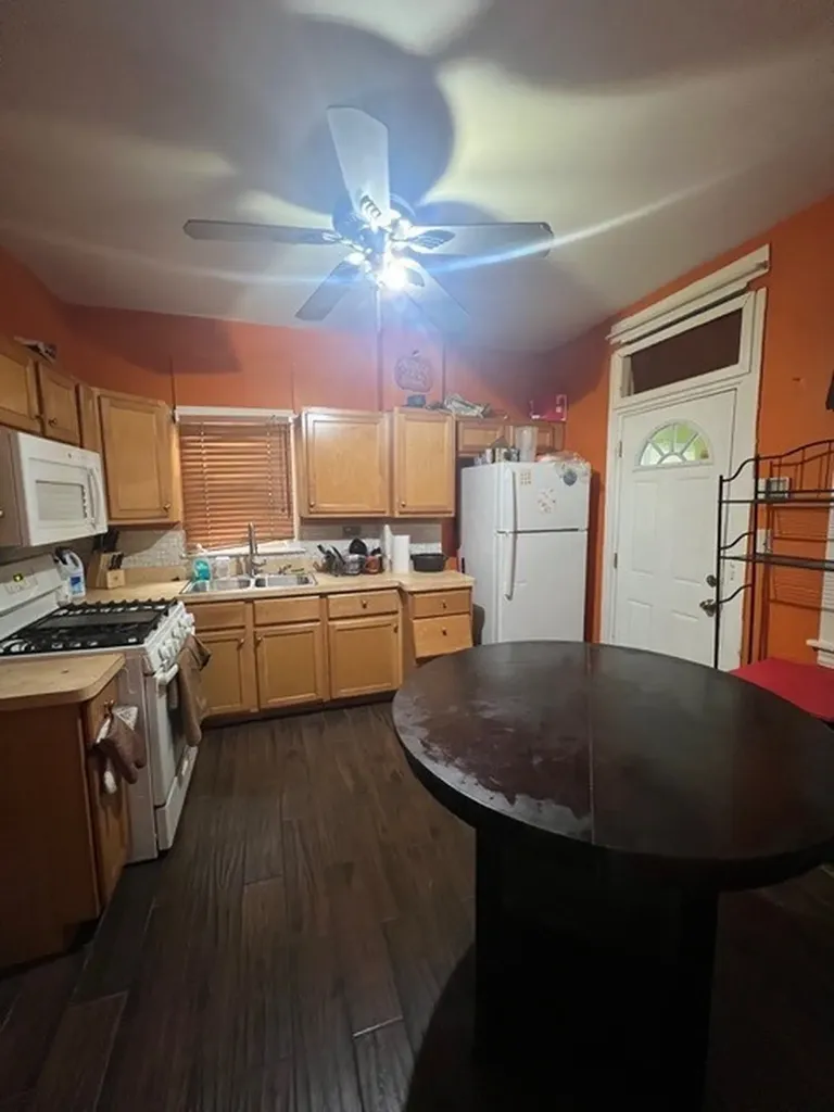 5215 West Van Buren Street Chicago IL 60644