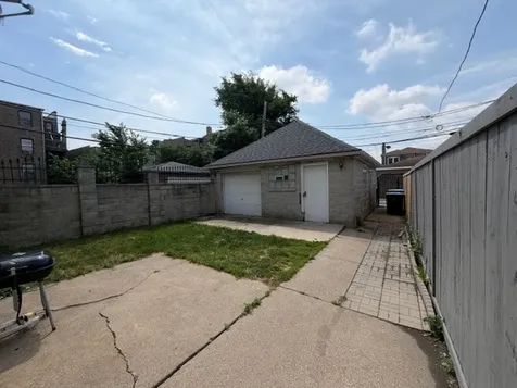 5215 West Van Buren Street Chicago IL 60644