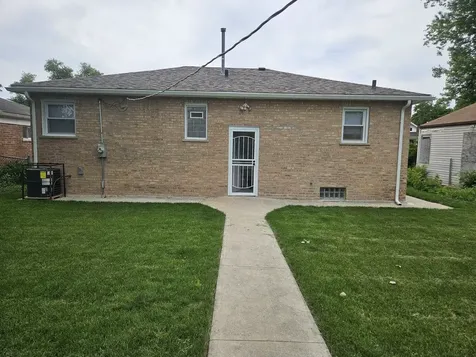15229 Honore Avenue Harvey IL 60426