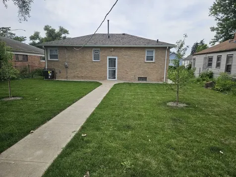 15229 Honore Avenue Harvey IL 60426