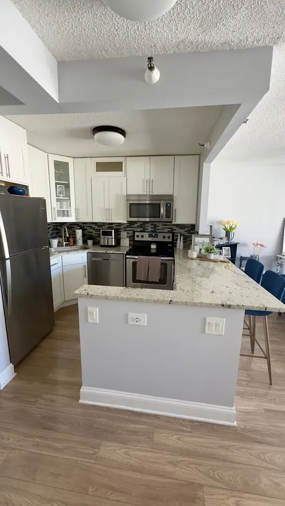 10 East Ontario Street Chicago IL 60611
