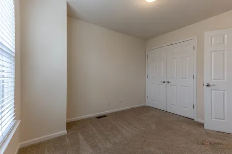 409 Alpine Springs Drive Vernon Hills IL 60061