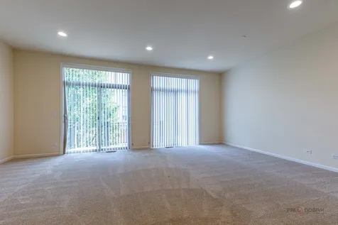 409 Alpine Springs Drive Vernon Hills IL 60061