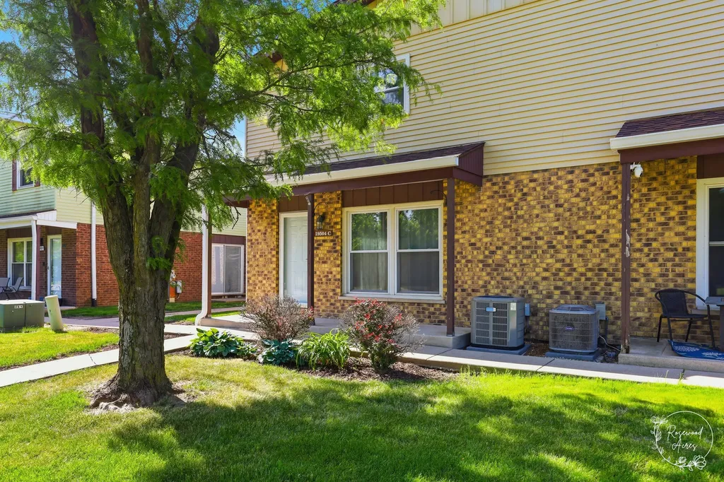 19504 116TH Avenue Mokena IL 60448