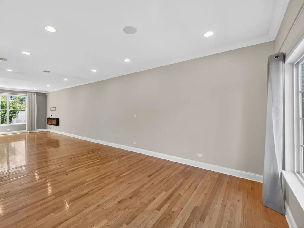 219 Willow Boulevard Willow Springs IL 60480