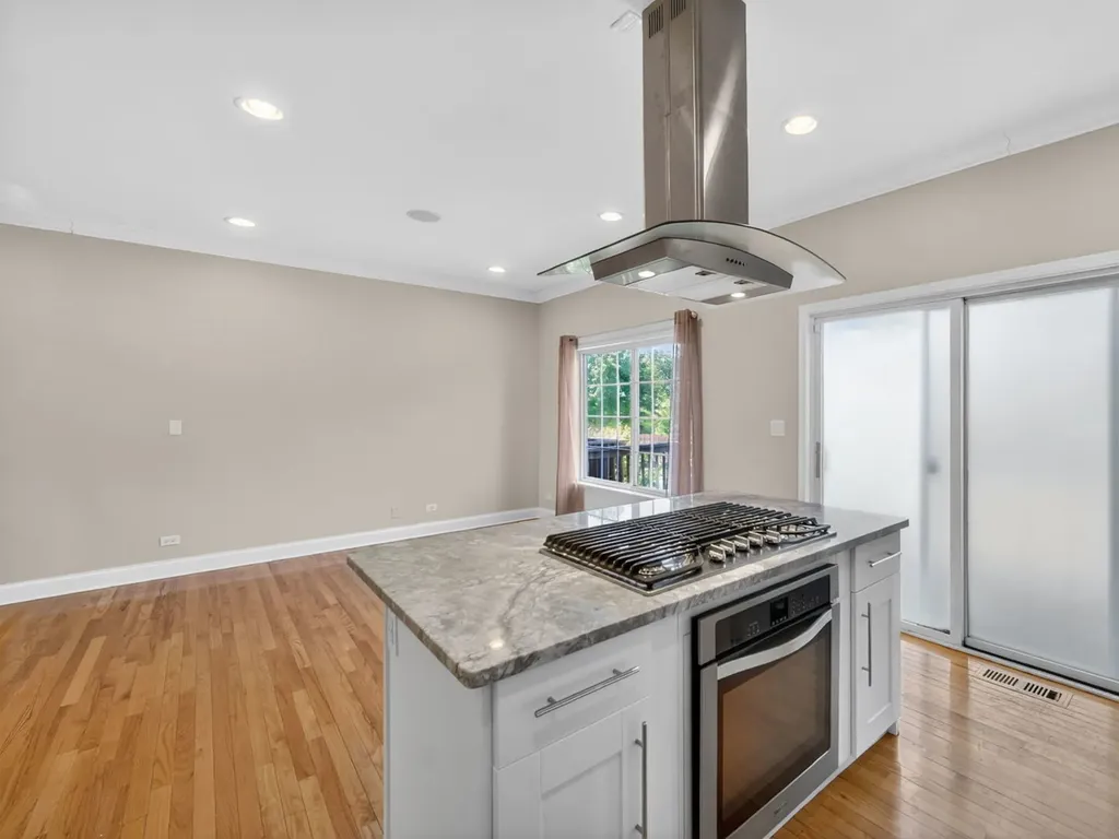 219 Willow Boulevard Willow Springs IL 60480