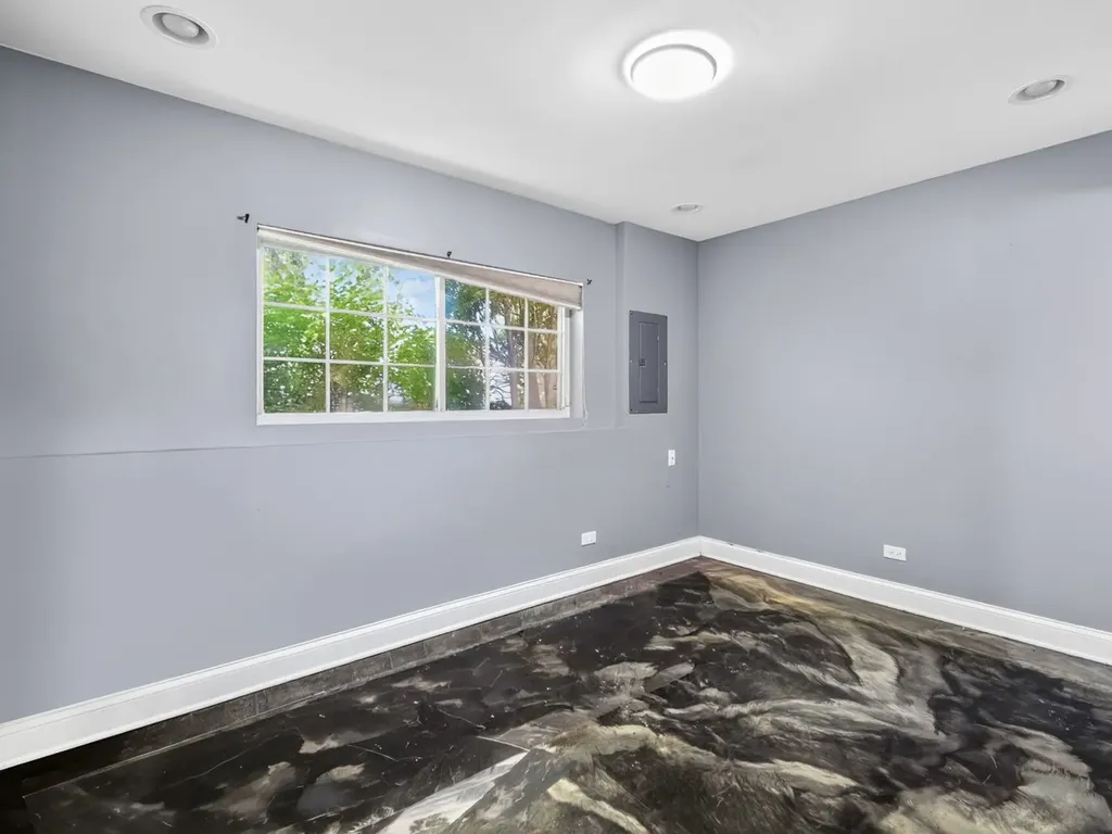 219 Willow Boulevard Willow Springs IL 60480