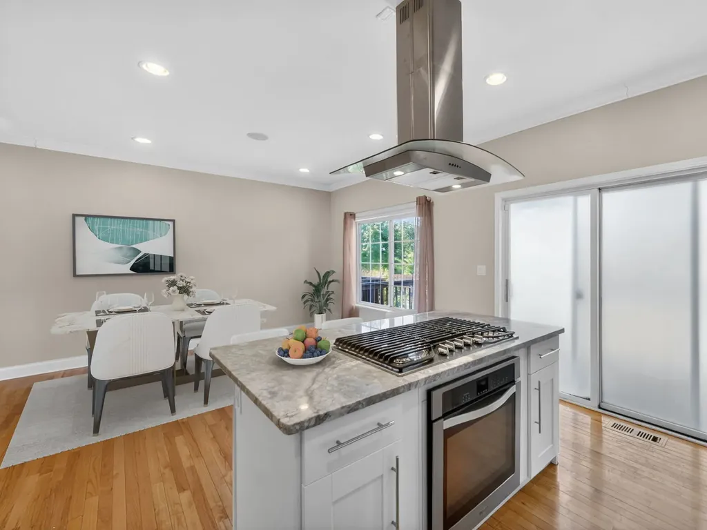 219 Willow Boulevard Willow Springs IL 60480