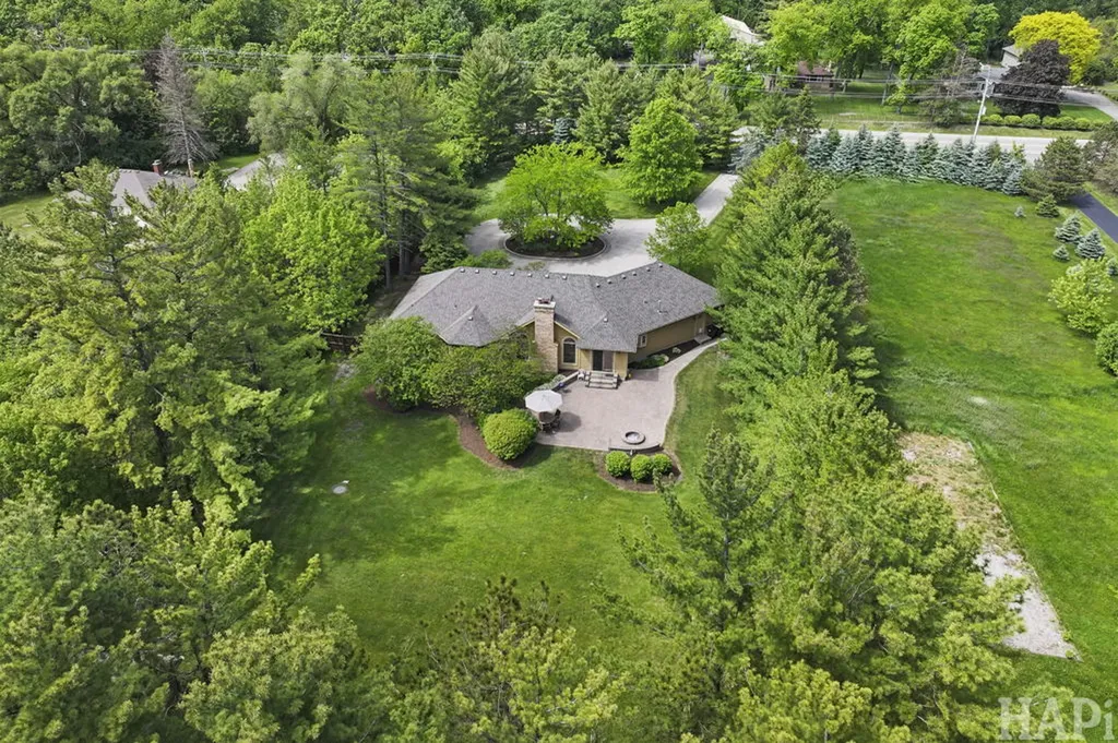 23925 West Grass Lake Road Antioch IL 60002