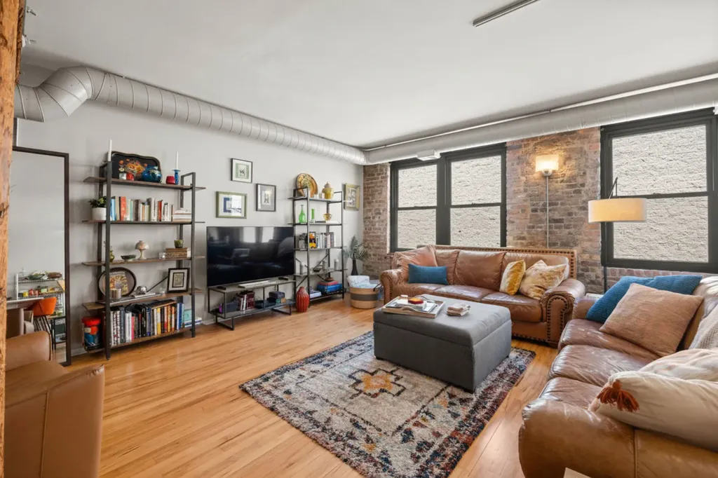 515 North Noble Street Chicago IL 60642