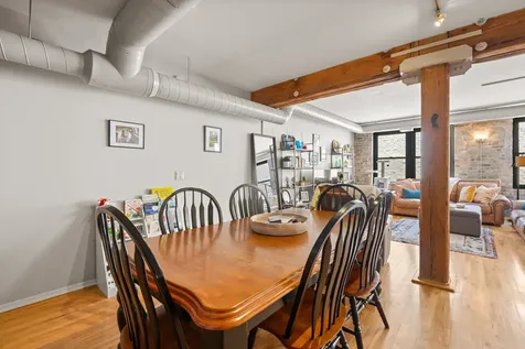 515 North Noble Street Chicago IL 60642