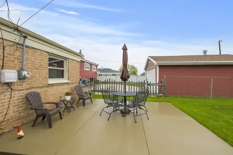 12337 South Loveland Street Alsip IL 60803